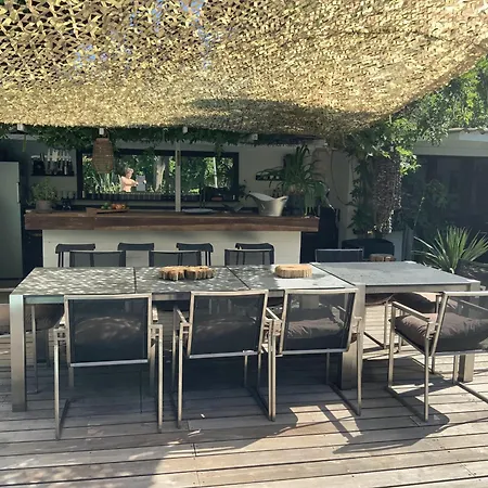 Villa Saint-Tropez * 圣特罗佩